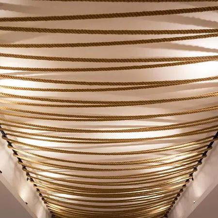 Hotel Eleals Boutique 4*